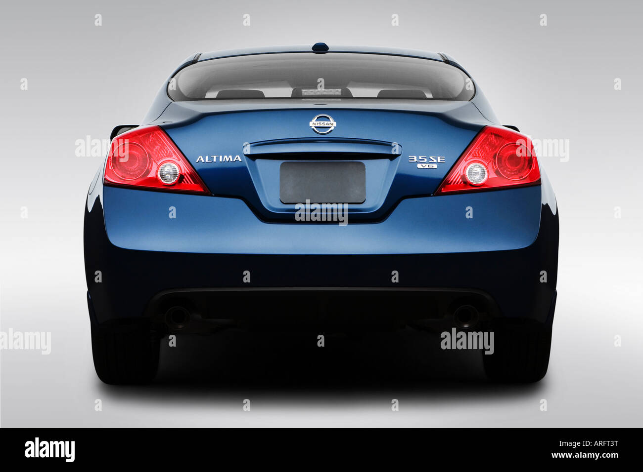 2008 nissan altima coupe rear bumper
