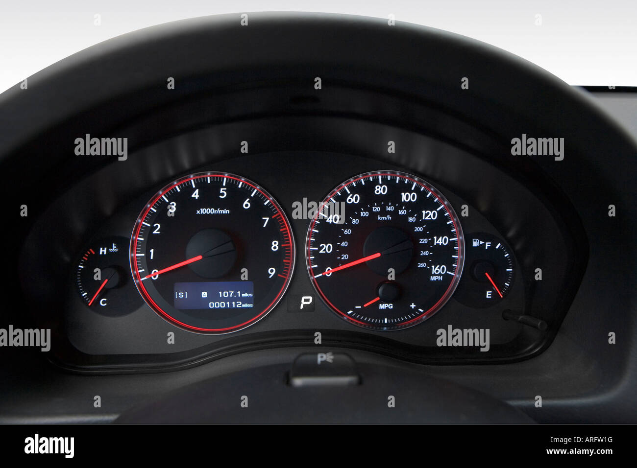 Subaru Legacy: Tachometer Subaru Legacy: Tachometer