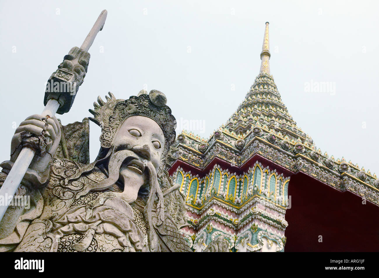 Statue at the Grand Palace in Bangkok Stock Photo - Alamy