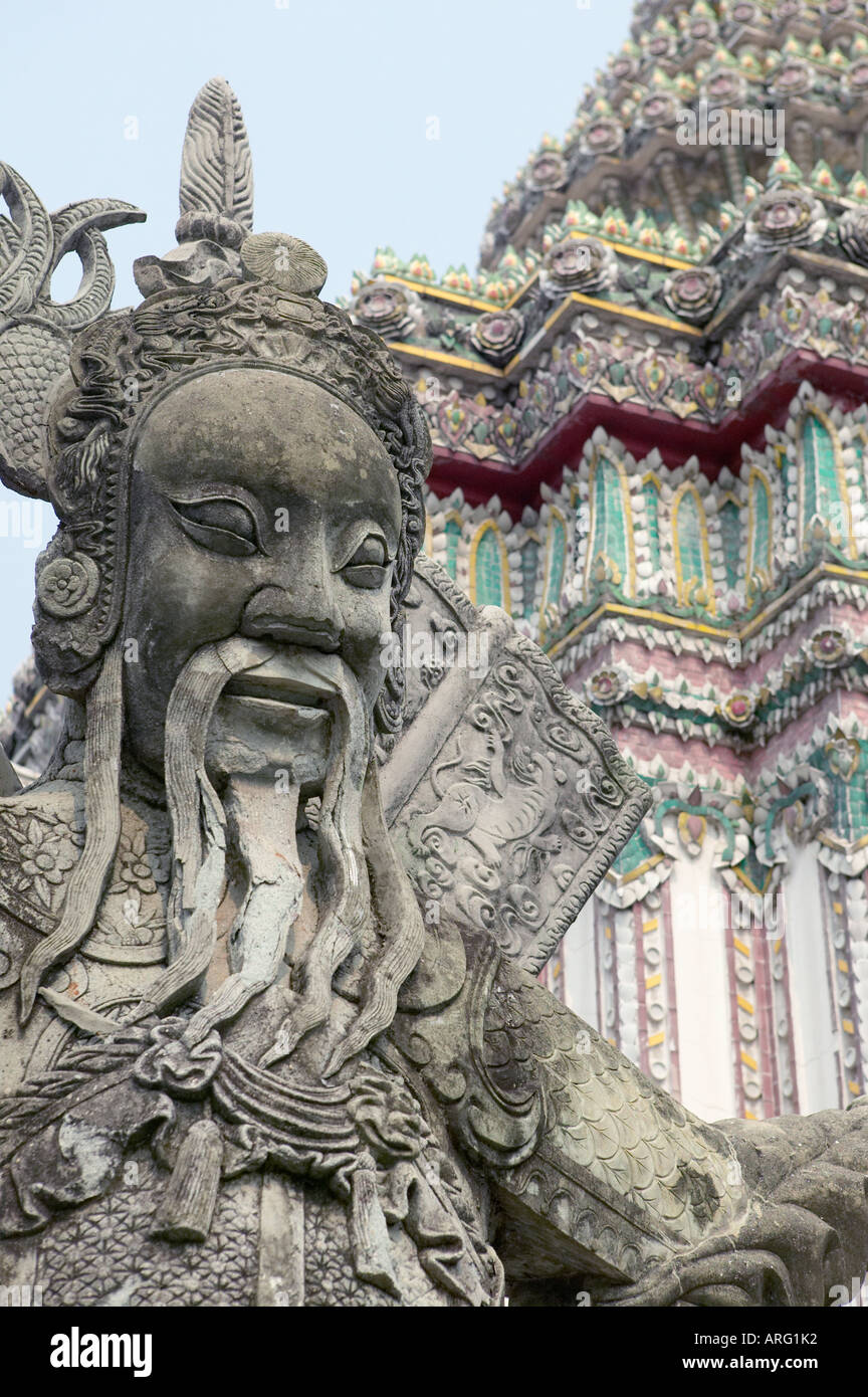 Statue at the Grand Palace in Bangkok Stock Photo - Alamy
