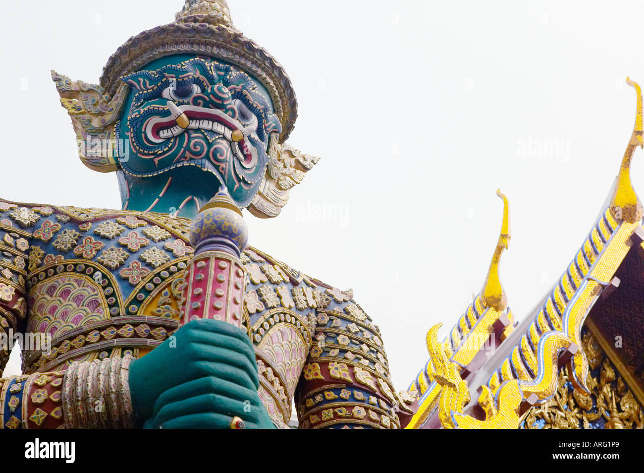 Statue at the Grand Palace in Bangkok Stock Photo - Alamy