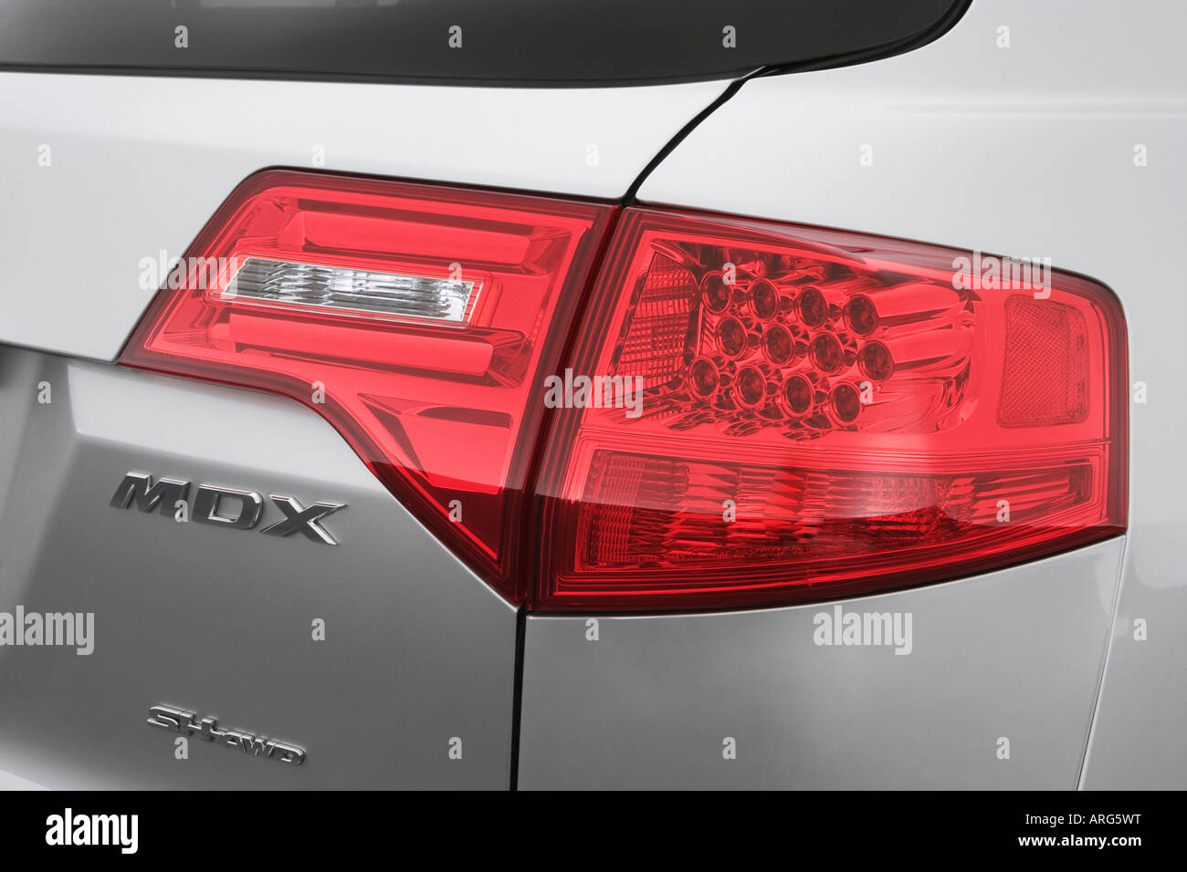 2007 Acura Mdx In Silver Tail Light Stock Photo Alamy