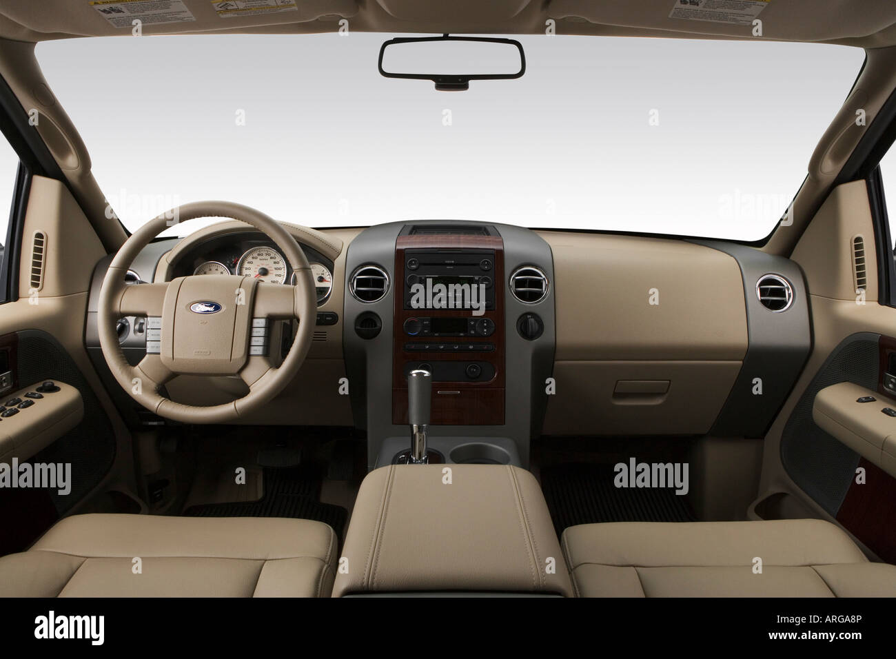 2007 Ford F 150 Lariat in Gray Dashboard center console gear