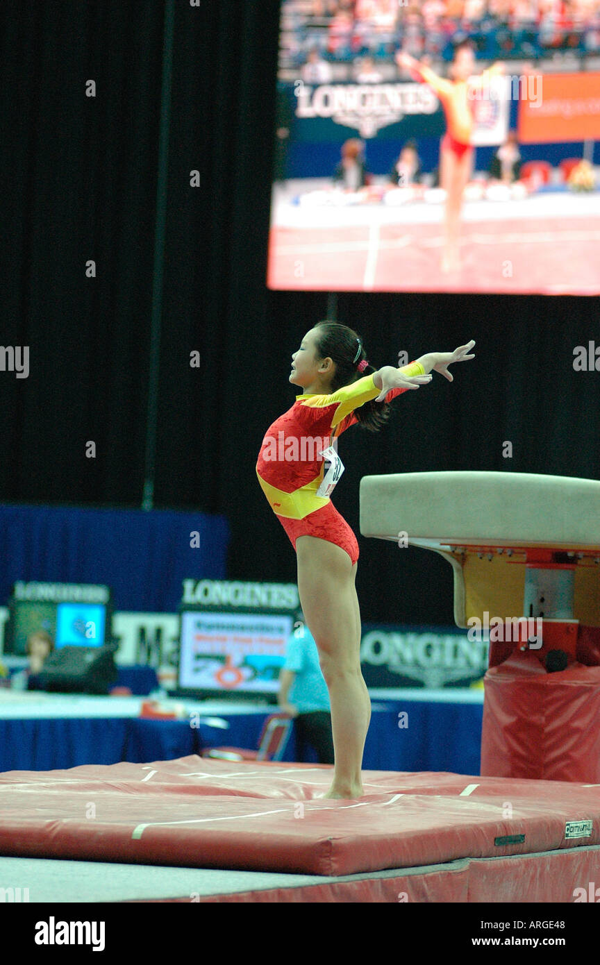 12TH ARTISTIC GYMNASTICS WORLD CUP BIRMINGHAM 11TH DECEMBER 2004 FEI