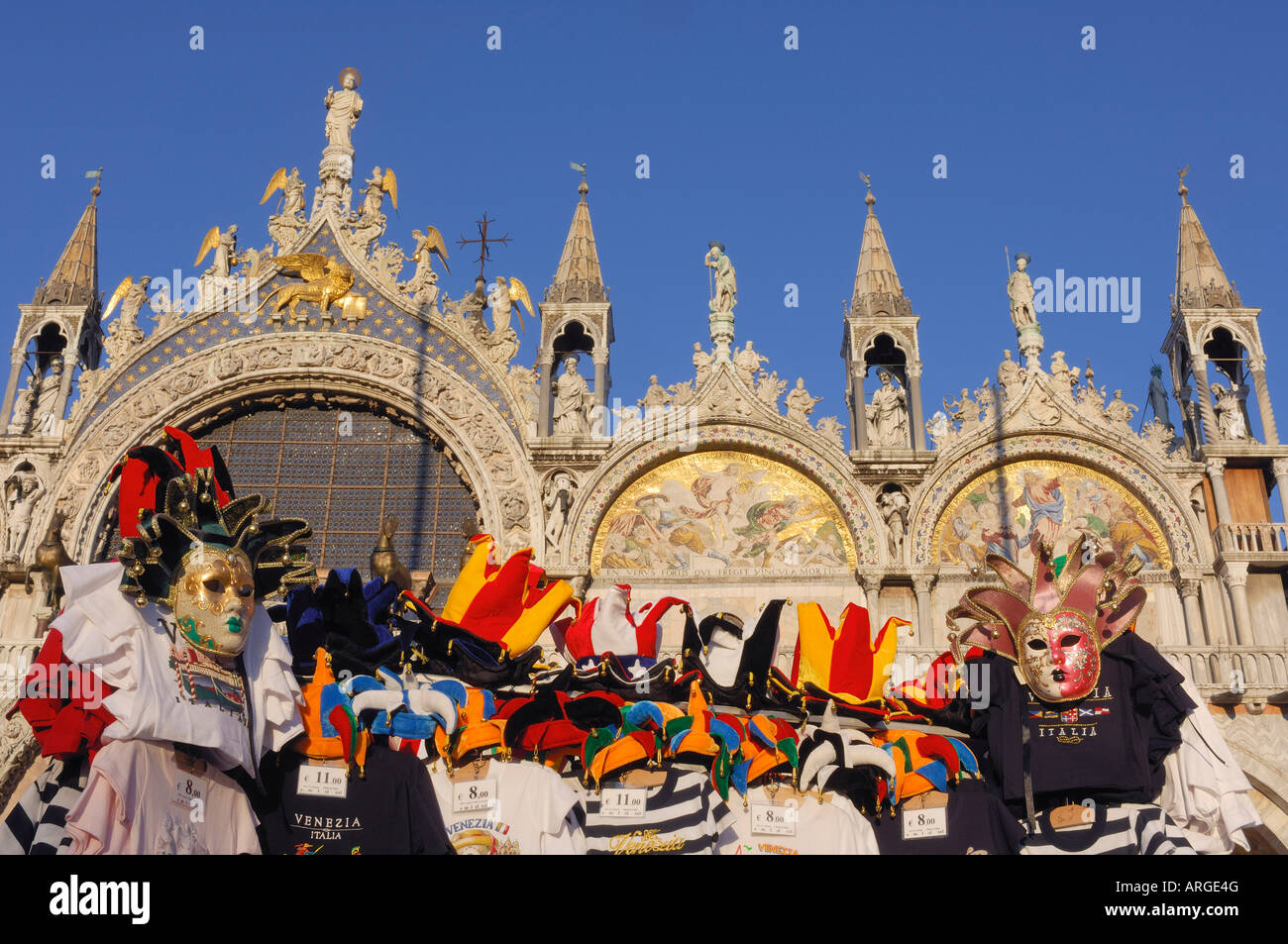 Souvenirs in St Mark's Square, Venice, Italy Stock Photo - Alamy