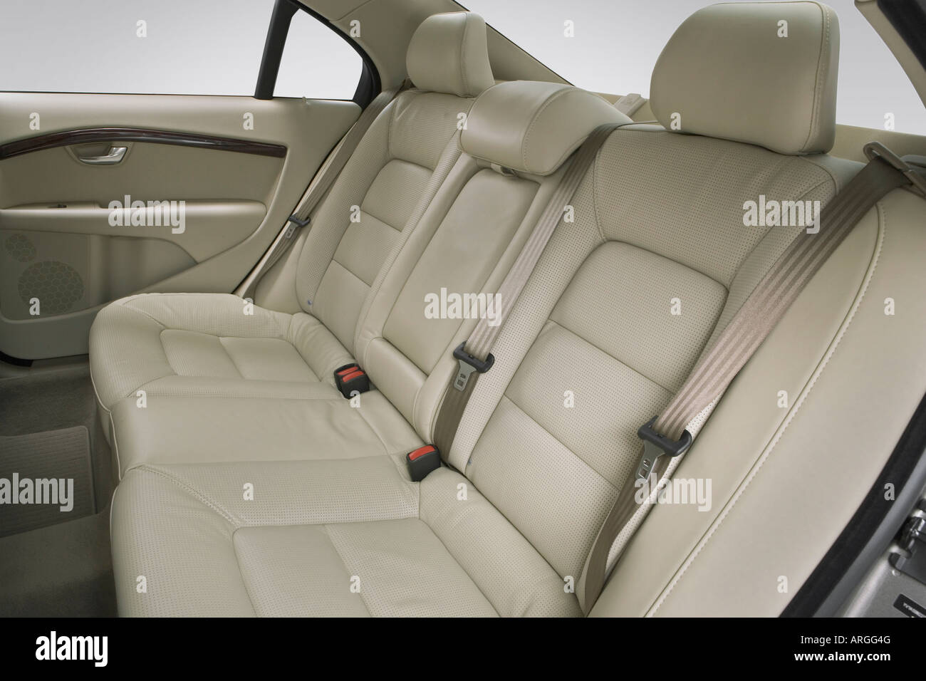 volvo s80 seats