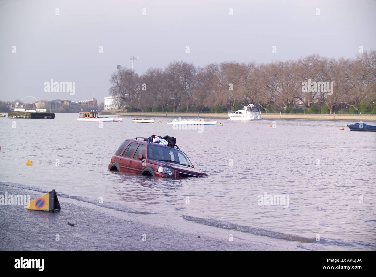 Car in River, Car in Water, Flooded Car Stock Photo Alamy