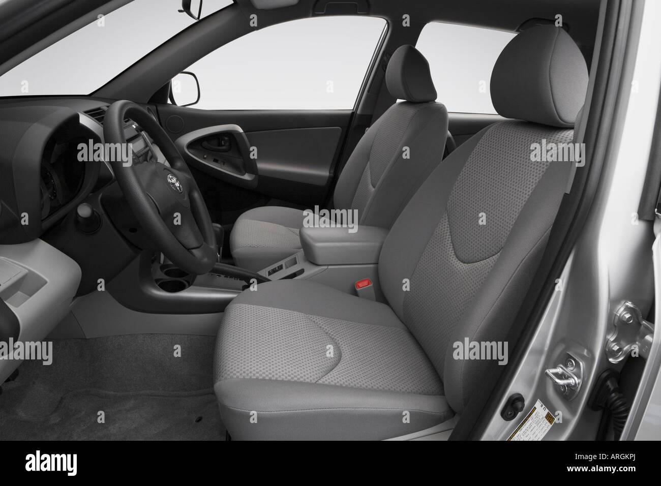 2007 Toyota RAV4 in Silver - Front seats Stock Photo - Alamy