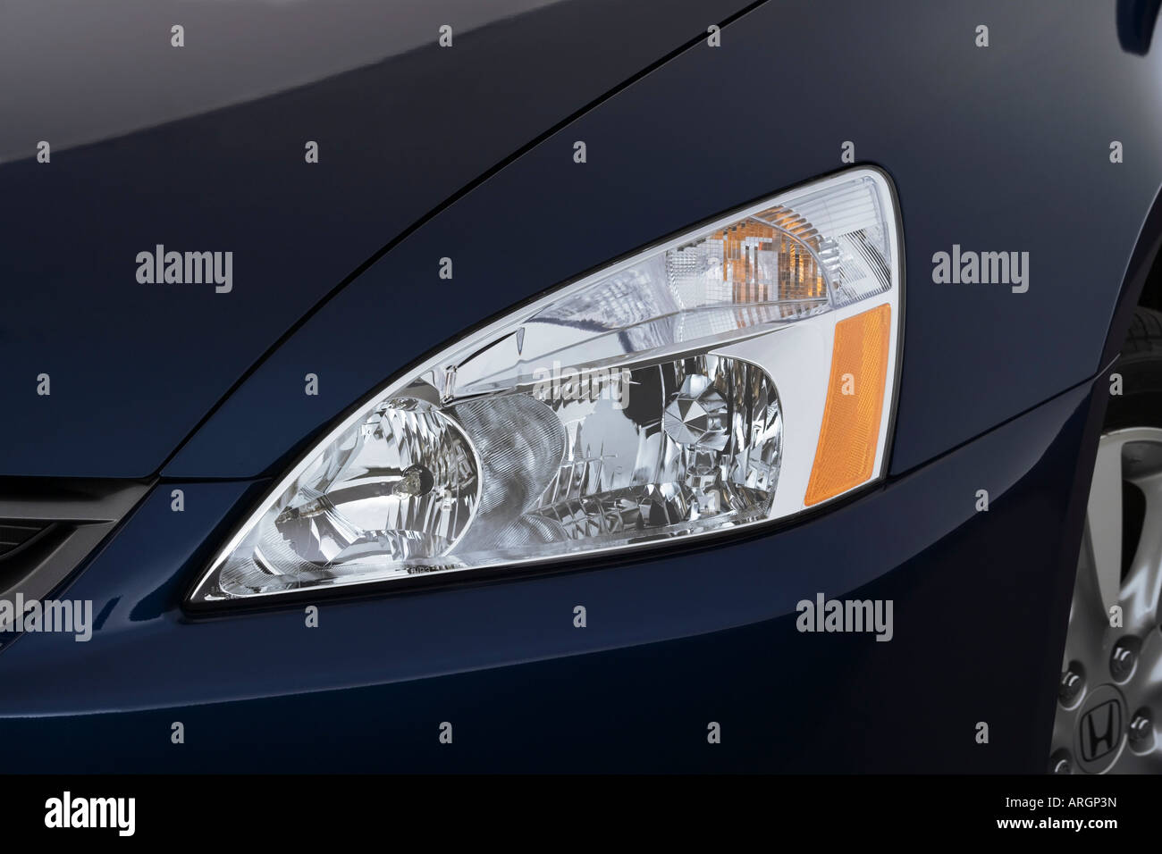 Honda Accord Coupe High Resolution Stock Photography and Images Alamy