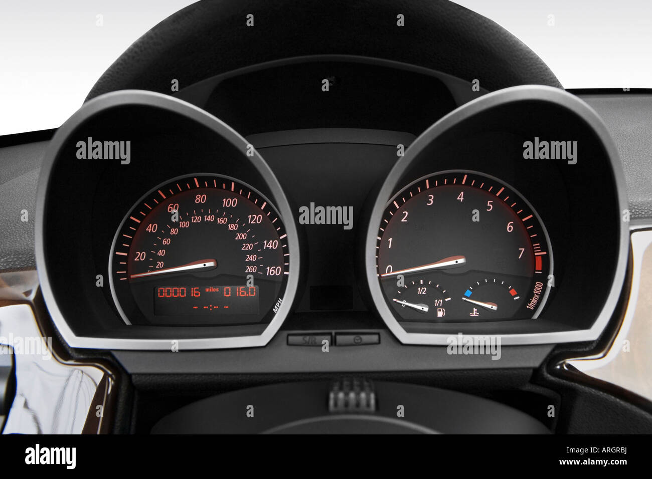 2007 BMW Z4 Roadster 3.0si in Silver Speedometer/tachometer Stock