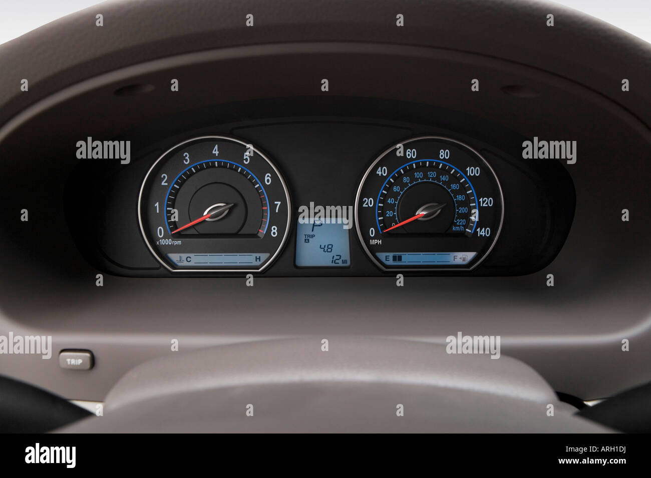 Kia Optima: Tachometer Kia Optima: Tachometer