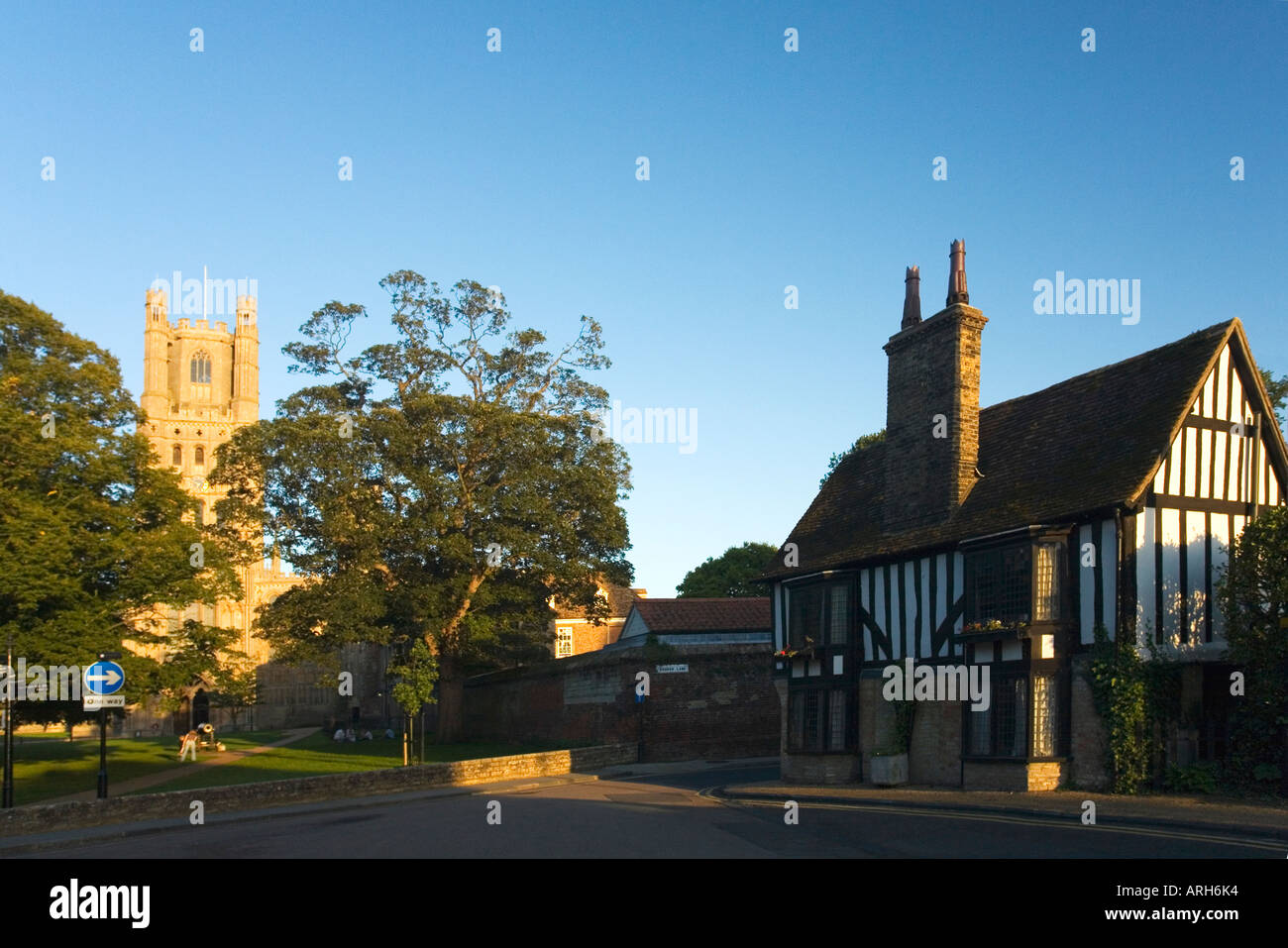 Ely Cathedral Church of the Holy and Undivided Trinity and Oliver Cromwells house Cambridgeshire East Anglia England UK Stock Photo