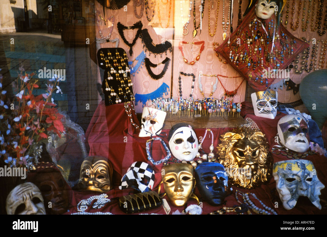 Venice carnival ball outfit hi-res stock photography and images - Alamy