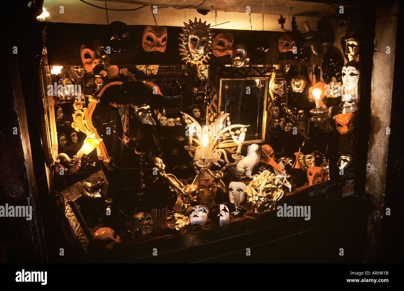 Venice carnival ball outfit hi-res stock photography and images - Alamy