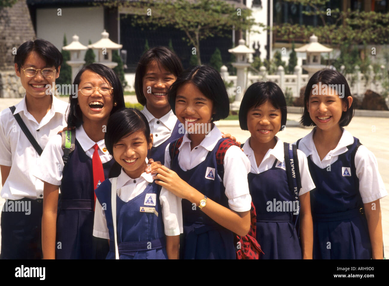 Students In Uniform Singapore Asia Stock Photo Alamy students-in-uniform-singapore-asia-stock-photo-alamy
