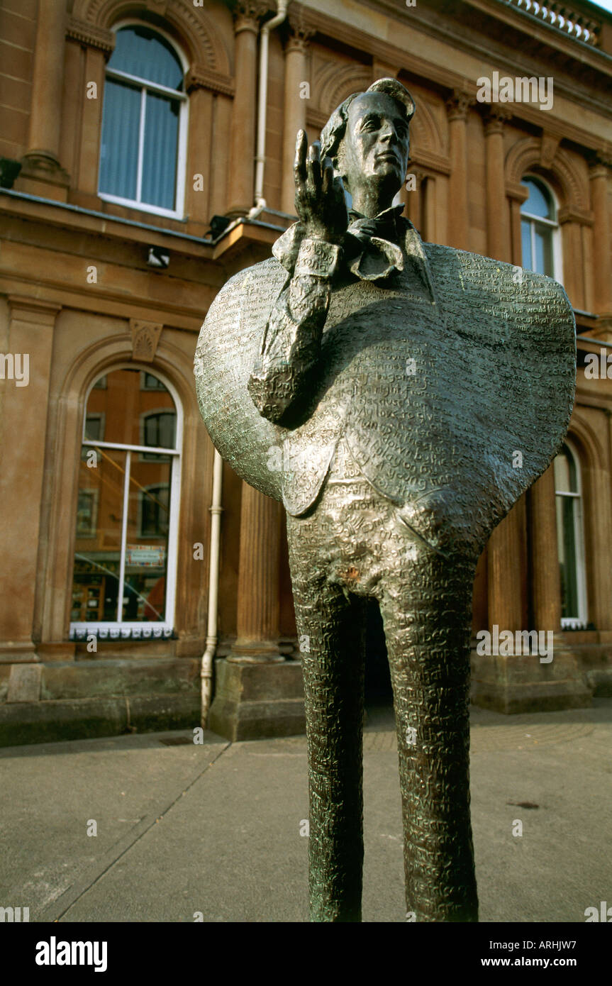 W B Yeats statue in Sligo town Stock Photo Alamy