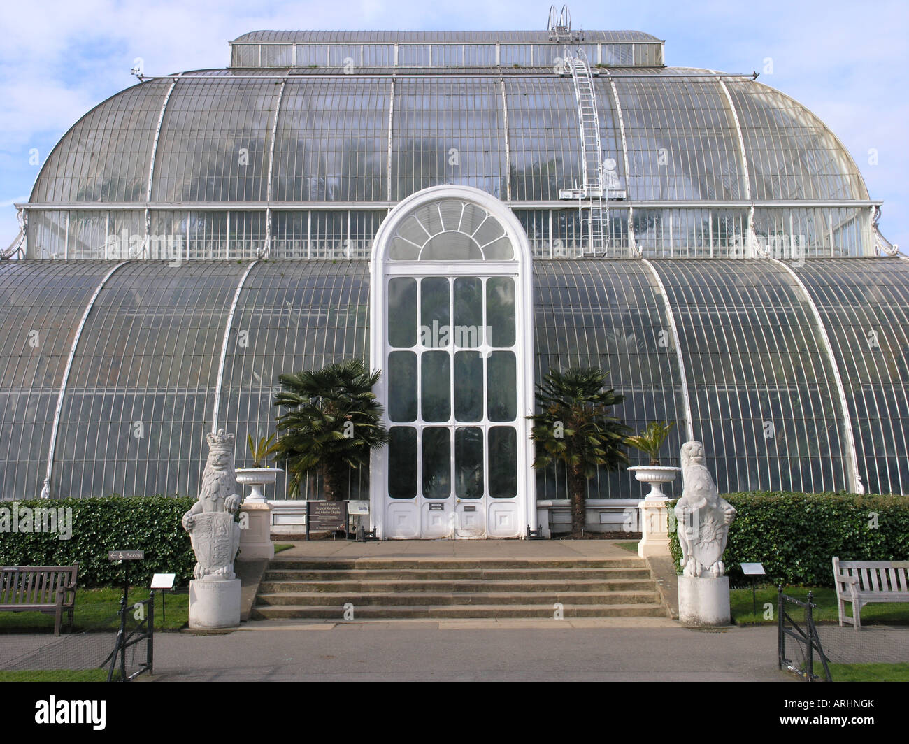 kew gardens palm house main entrance kew botanical gardens london ...