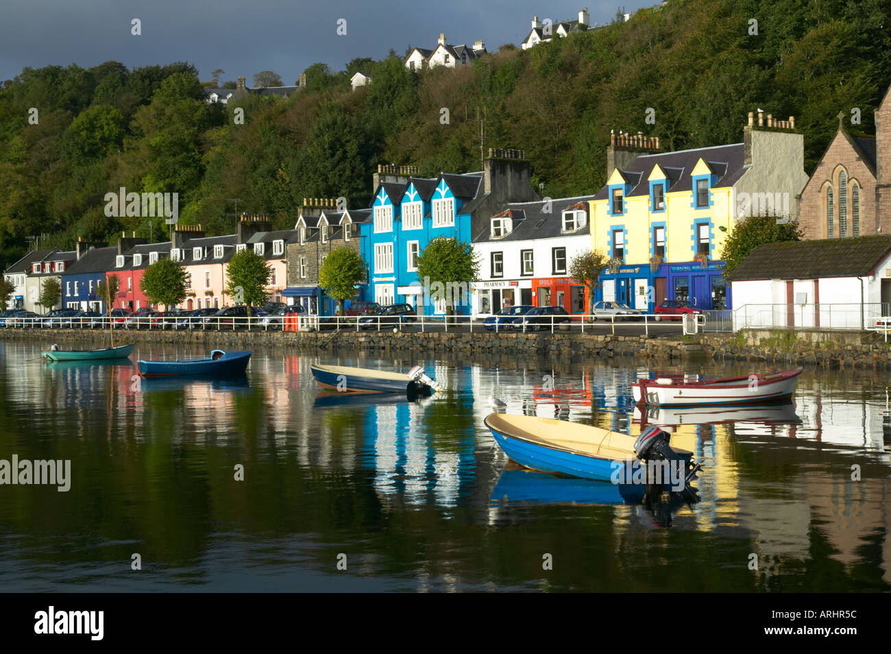 Isle of Mull Colourful harbour cottages in Tobermory from across the bay Stock Photo Alamy