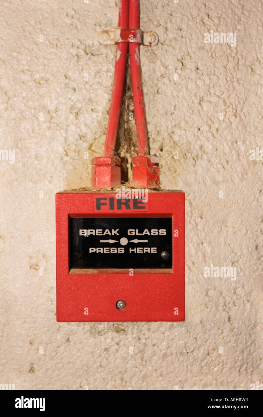 Fire alarm break glass hires stock photography and images Alamy