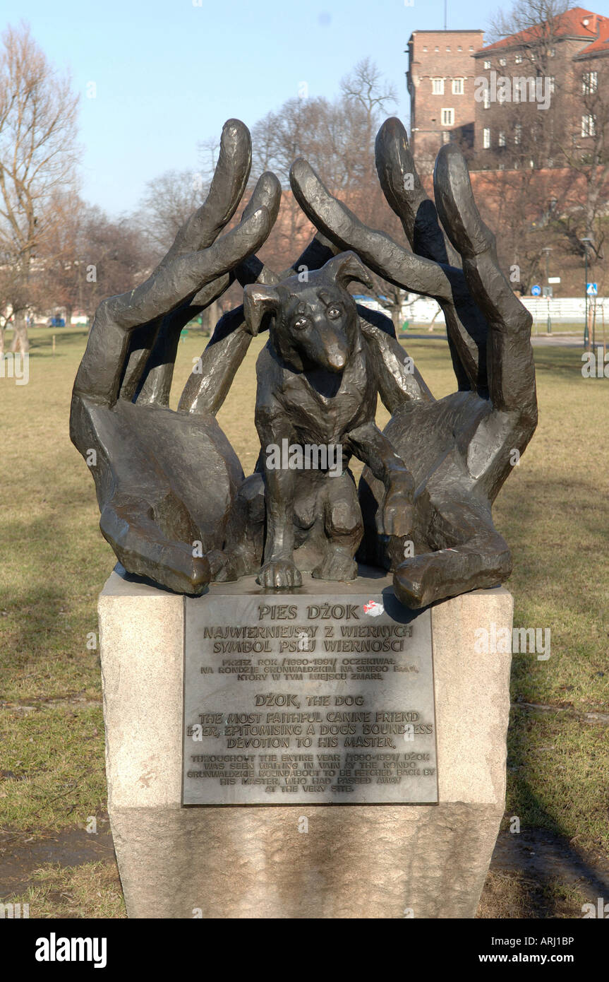 Police dog statue hires stock photography and images Alamy