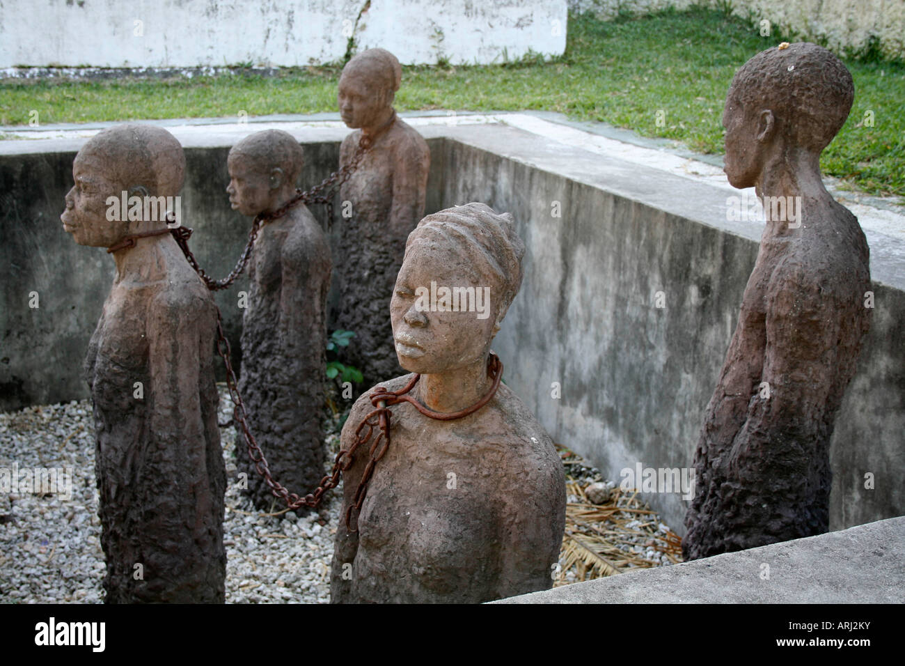 "Memory For The Slaves" statues near the former 19th century slave