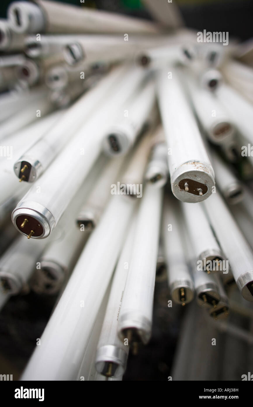 Fluorescent tube strip lighting hires stock photography and images Alamy