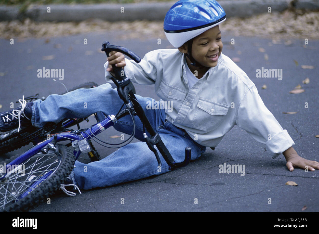 Boy Fell Of His Bike Hi-res Stock Photography And Images - Alamy