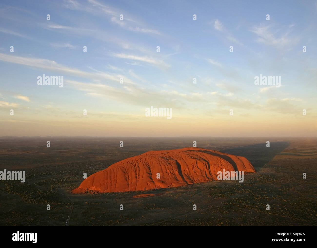 Aireal ayers rock hi-res stock photography and images - Alamy