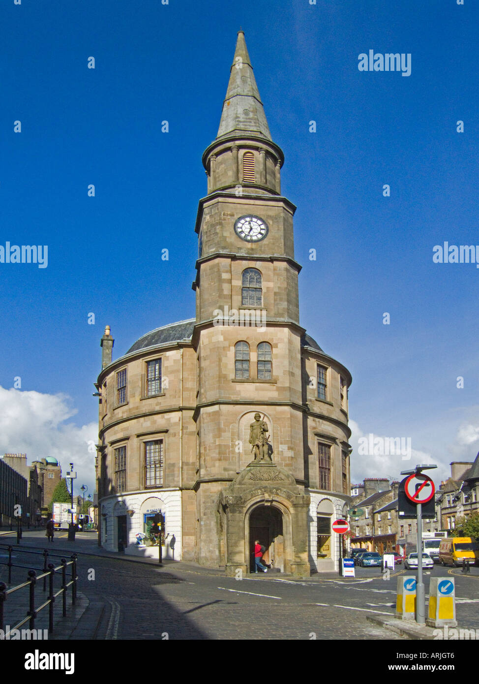 The magnificent Athenaeum in King Street Stirling with a statue of Sir