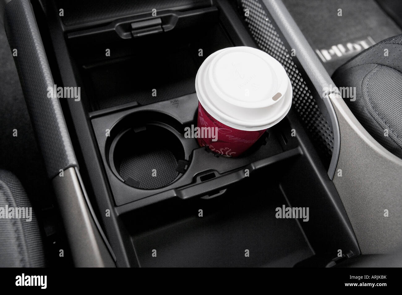2008 Honda Pilot VP in Gray Cup Holder with Prop Stock Photo Alamy
