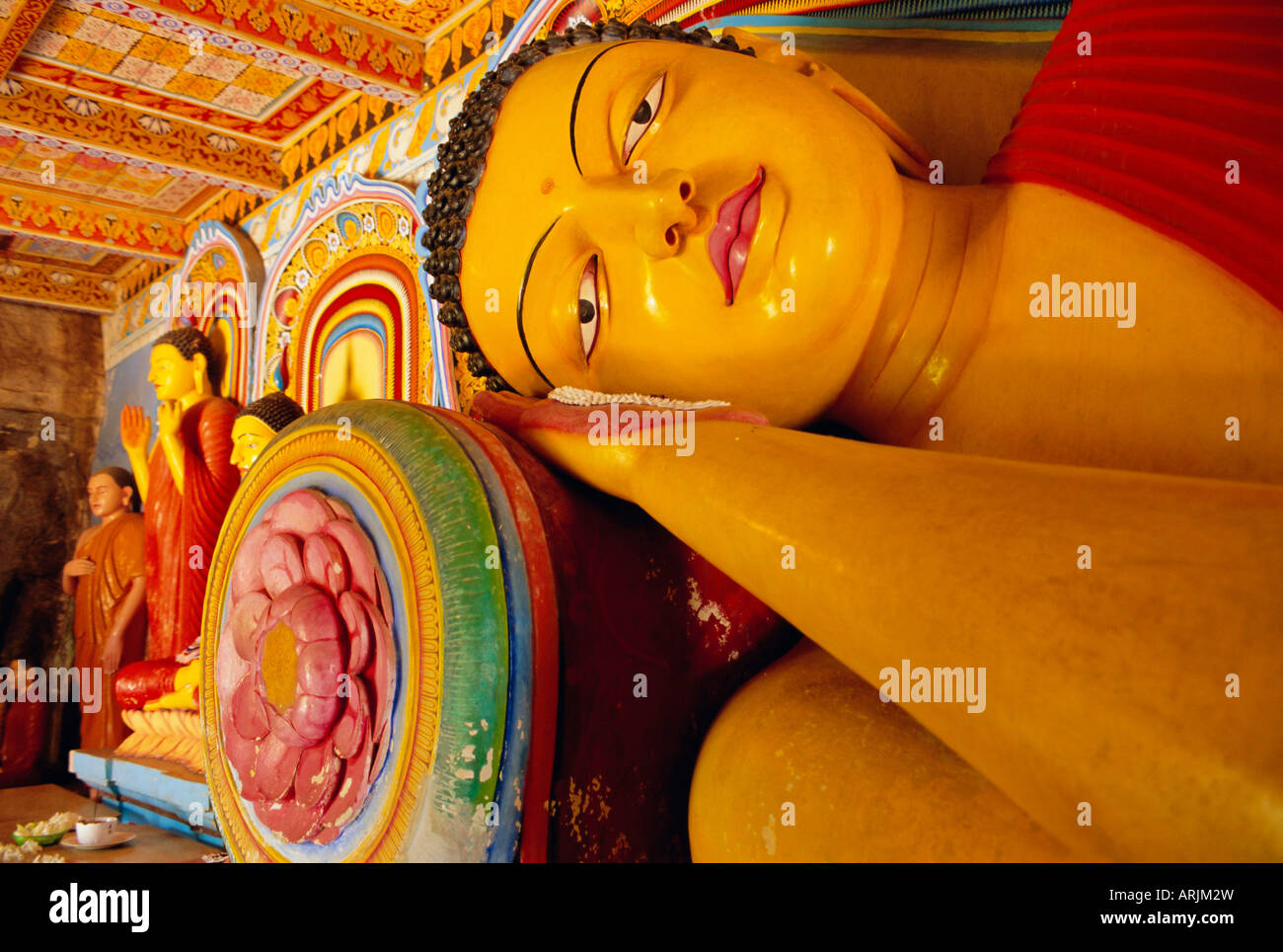 Reclining Buddha statue Isurumuniya, Anuradhapura, Sri Lanka, Asia