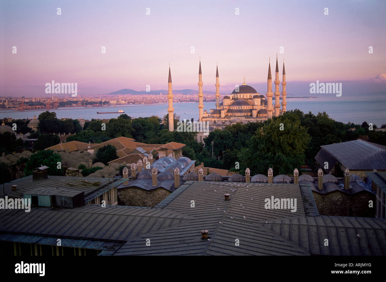 The Blue Mosque (Sultan Ahmet Mosque), UNESCO World Heritage Site, Istanbul, Marmara province, Turkey, Europe Stock Photo