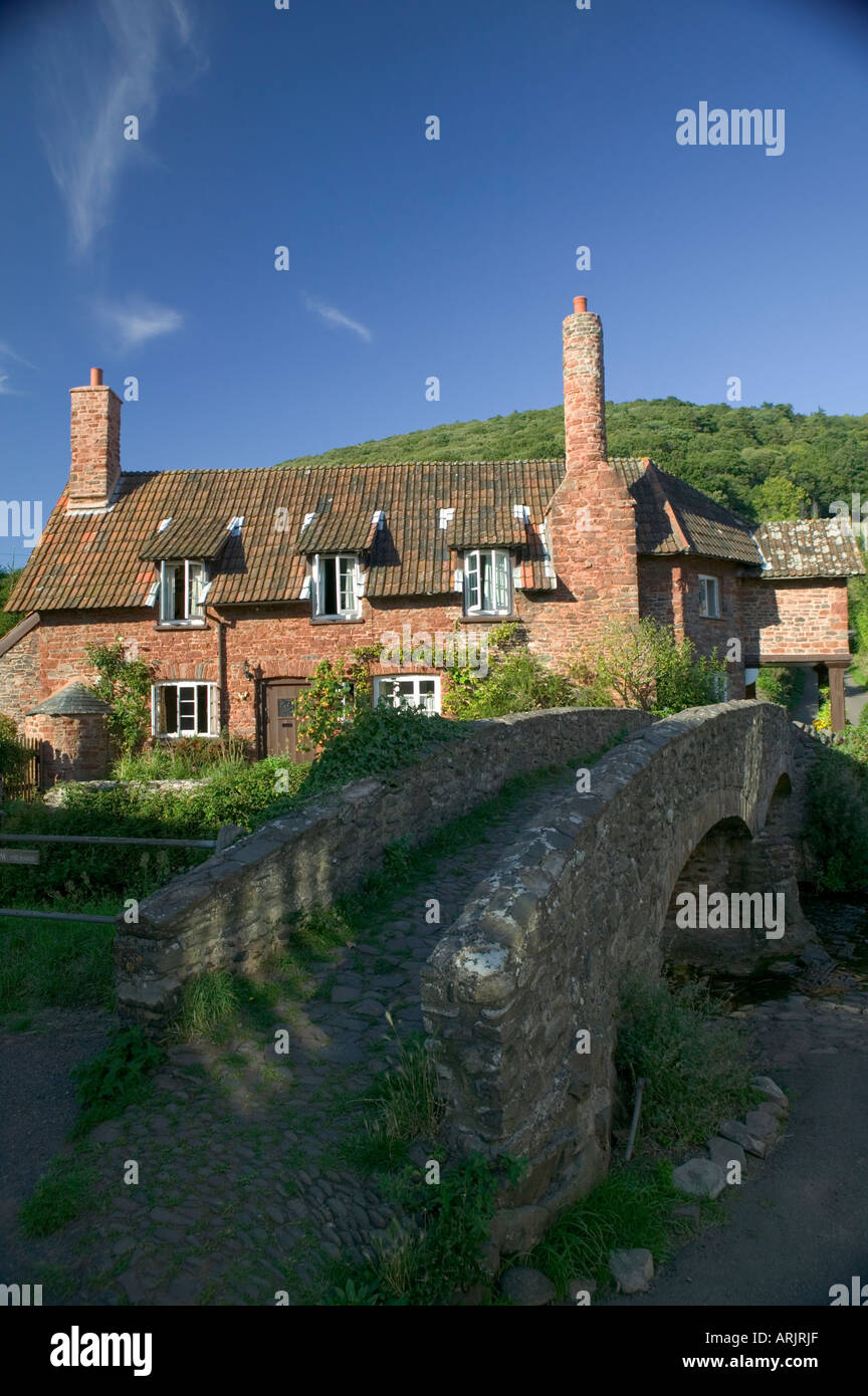 Packhorse bridge Allerford Somerset England Stock Photo Alamy