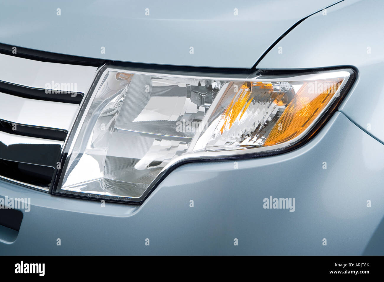 2008 Ford Edge Headlights