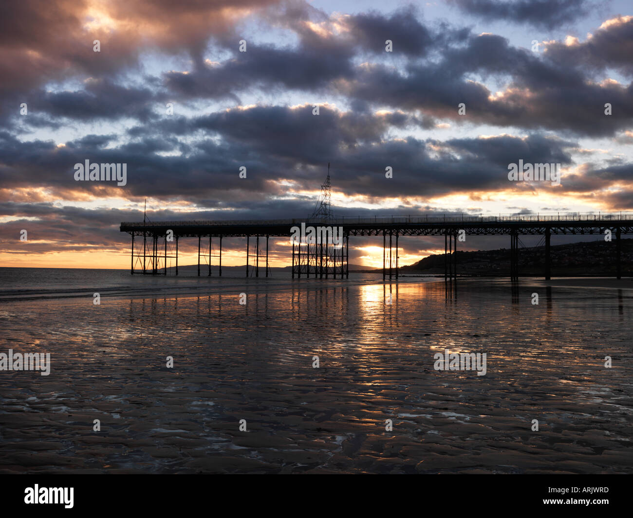 Rhos on sea pier hires stock photography and images Alamy Rhos on sea pier hires stock photography and images Alamy