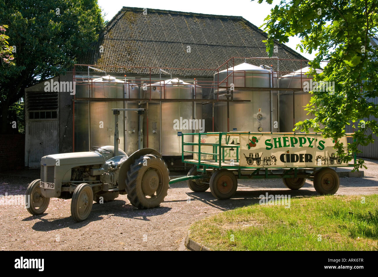 Tourist tractor and trailer at Sheppys Cider near Taunton Somerset England Stock Photo