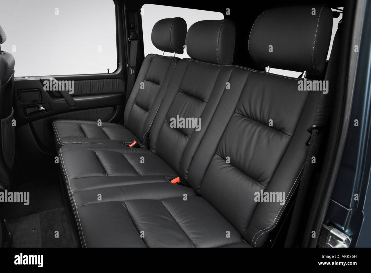 08 Mercedes Benz G Class G55 Amg Kompressor In Gray Rear Seats Stock Photo Alamy