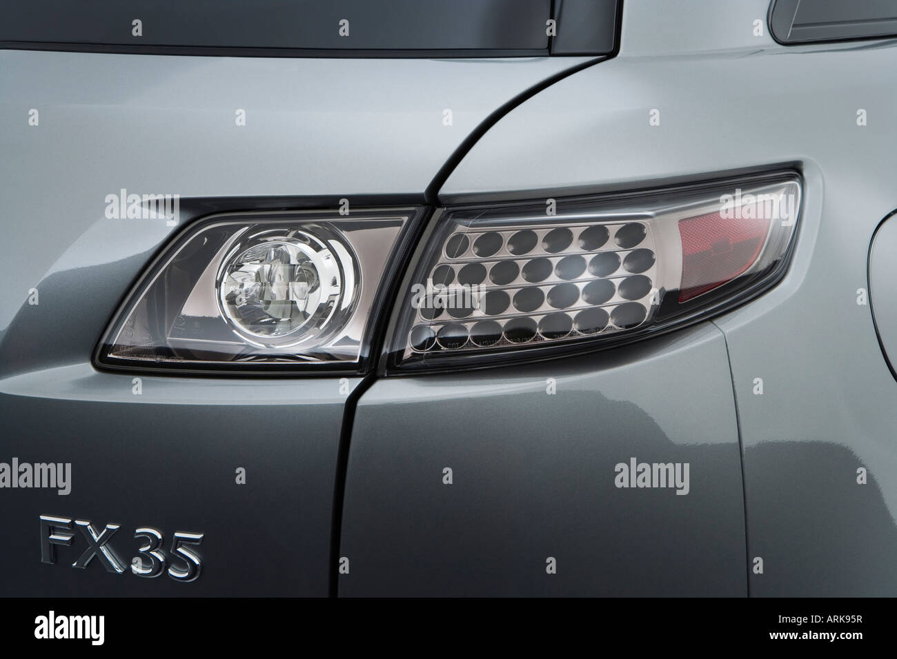 2008 Infiniti FX FX35 in Gray - Tail light Stock Photo - Alamy