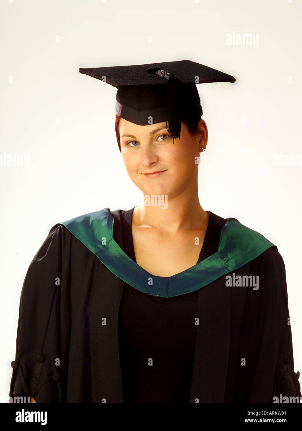 Green cap and gown graduation hi-res stock photography and images - Alamy