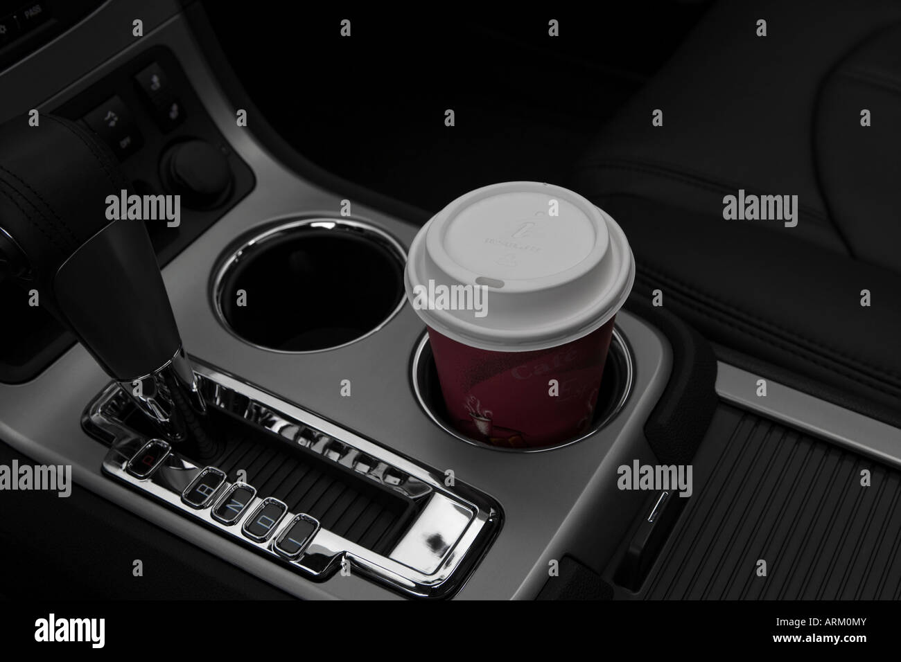 2008 GMC Acadia SLT in White Cup Holder with Prop Stock Photo Alamy