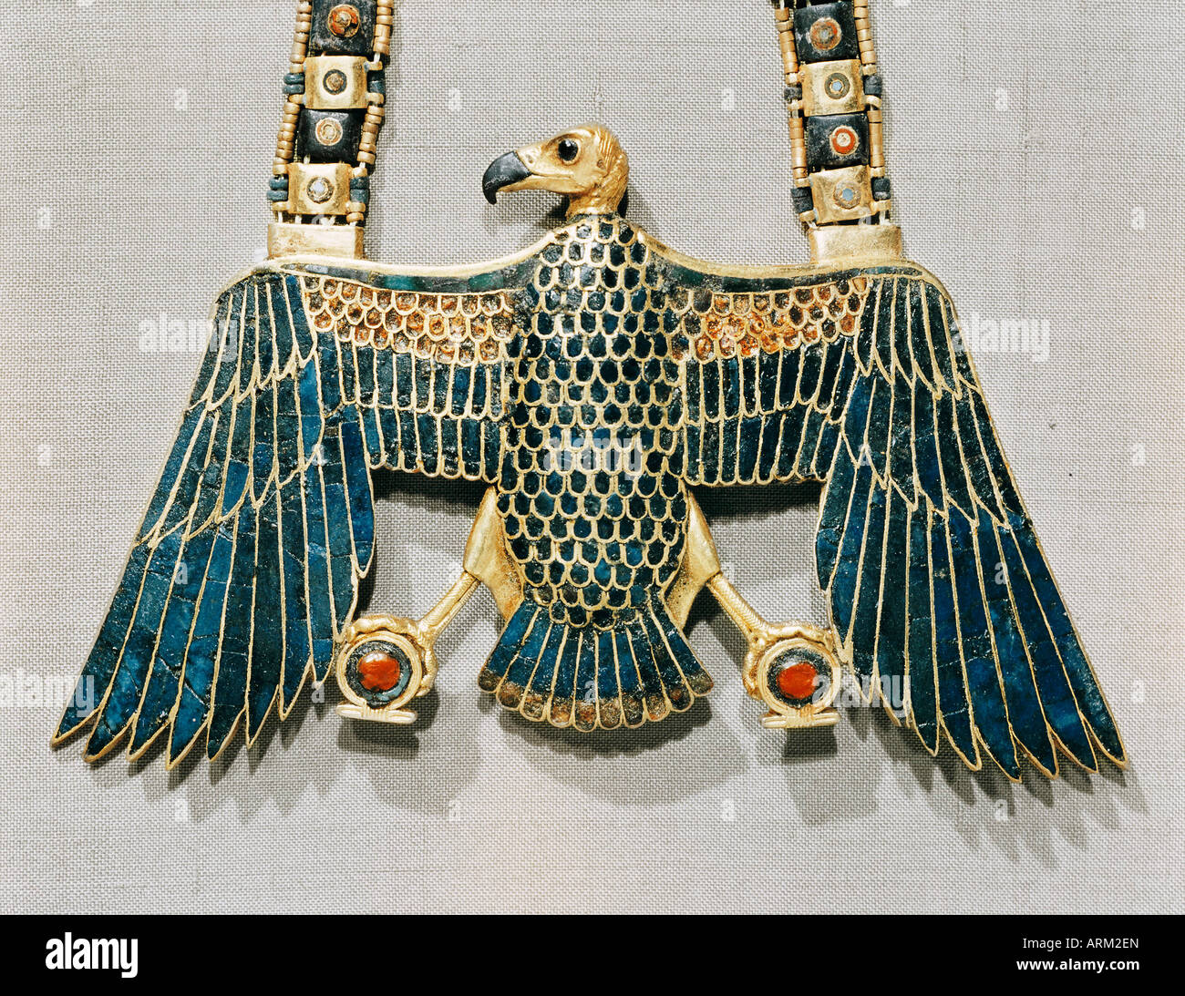 Pendant in gold cloisonne depicting Nekhabet, vulture-goddess of the South, from the tomb of the pharaoh Tutankhamun Stock Photo