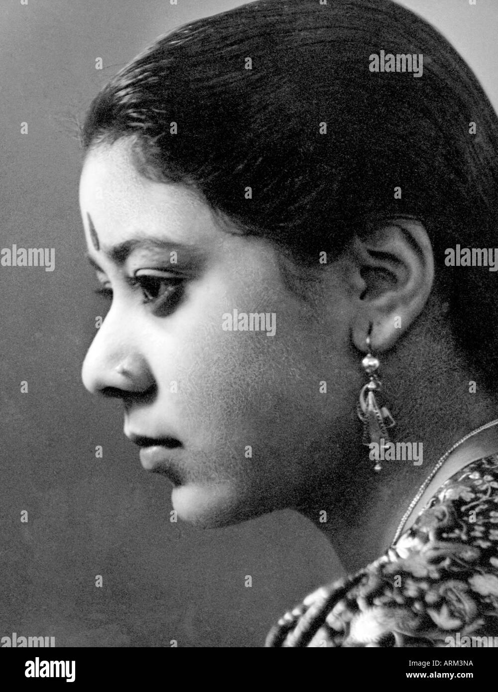 1940 indian woman Black and White Stock Photos & Images - Alamy