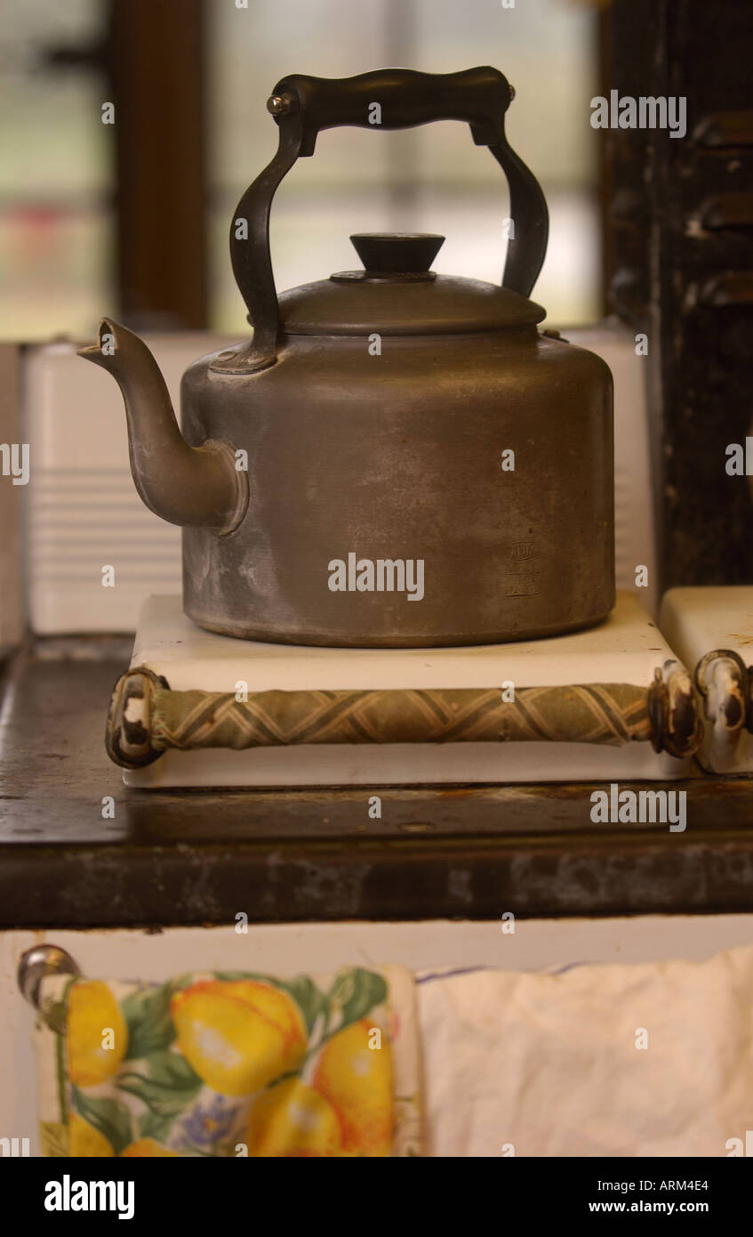 A TRADITIONAL KETTLE ON THE HOB Stock Photo
