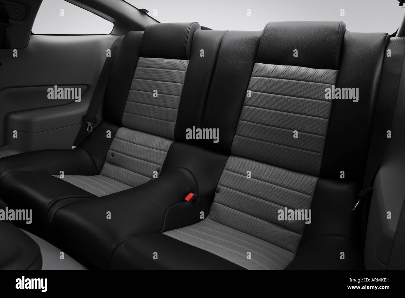 2008 Ford Mustang GT Premium in Red - Rear seats Stock Photo - Alamy