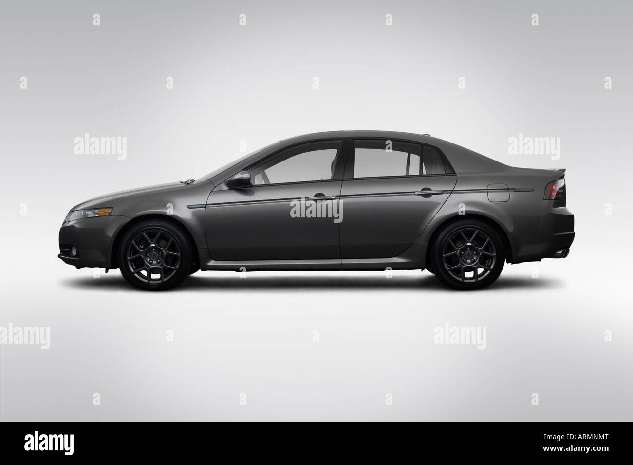 08 Acura Tl Type S In Beige Drivers Side Profile Stock Photo Alamy