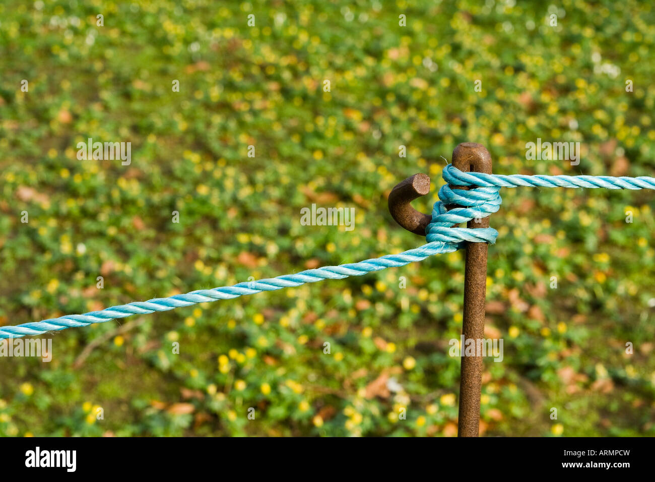Rope and metal ^fence Stock Photo Alamy