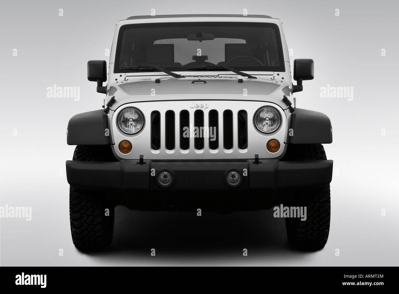 2008 Jeep Wrangler Unlimited Rubicon in Silver - Low/Wide Front Stock Photo  - Alamy