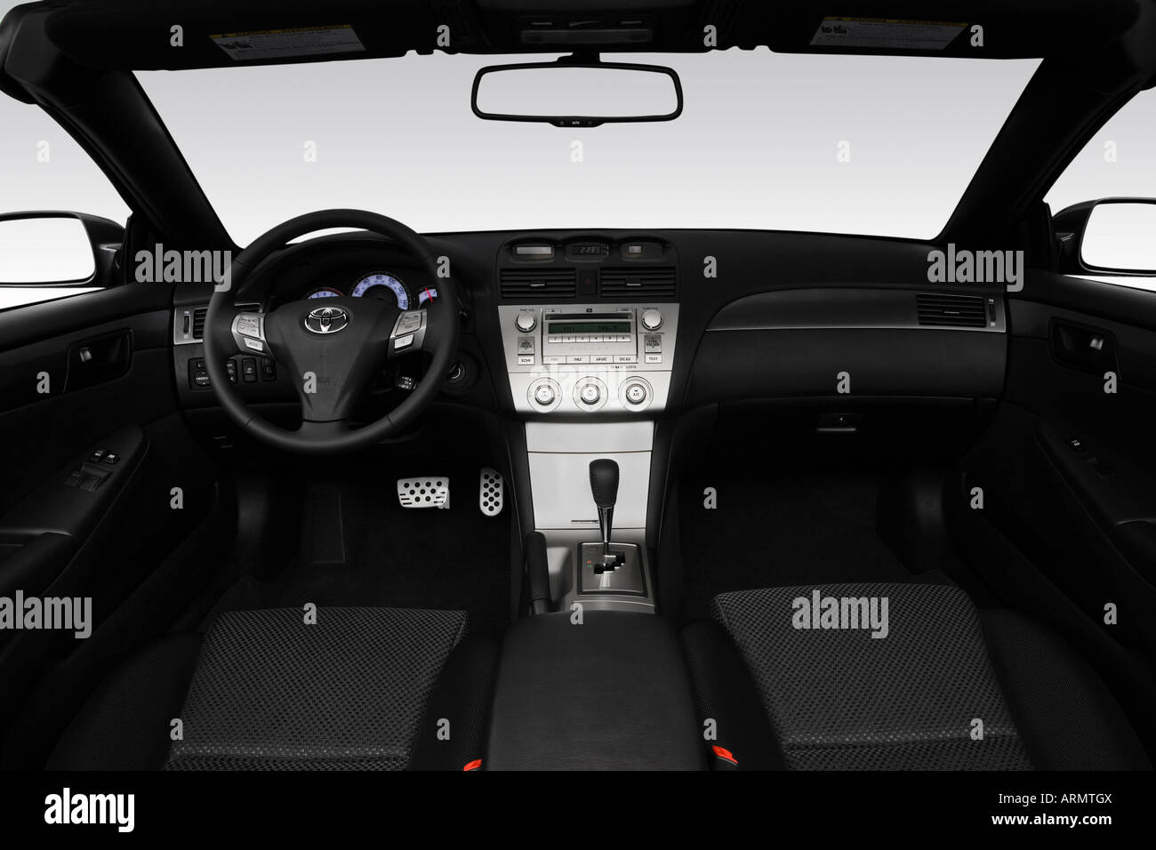 2008 Toyota Solara Sport in Gray - Dashboard, center console, gear ...
