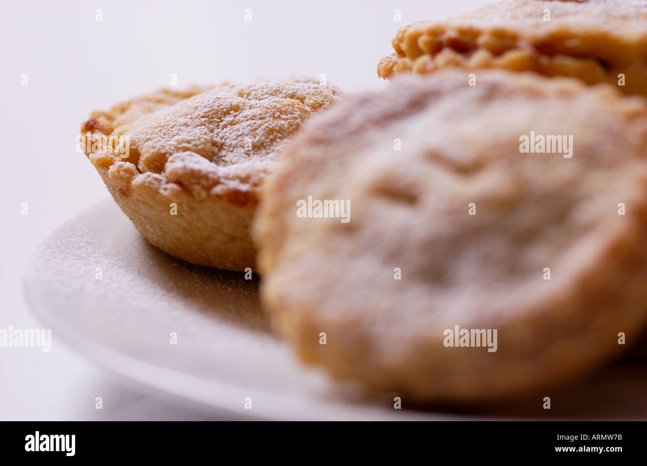 Three mince pies hi-res stock photography and images - Alamy