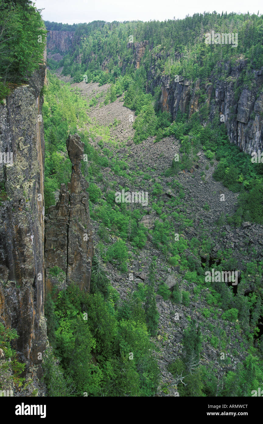 Ouimet Canyon Provincial Park, east of Thunder Bay, Ontario, Canada Stock Photo Alamy
